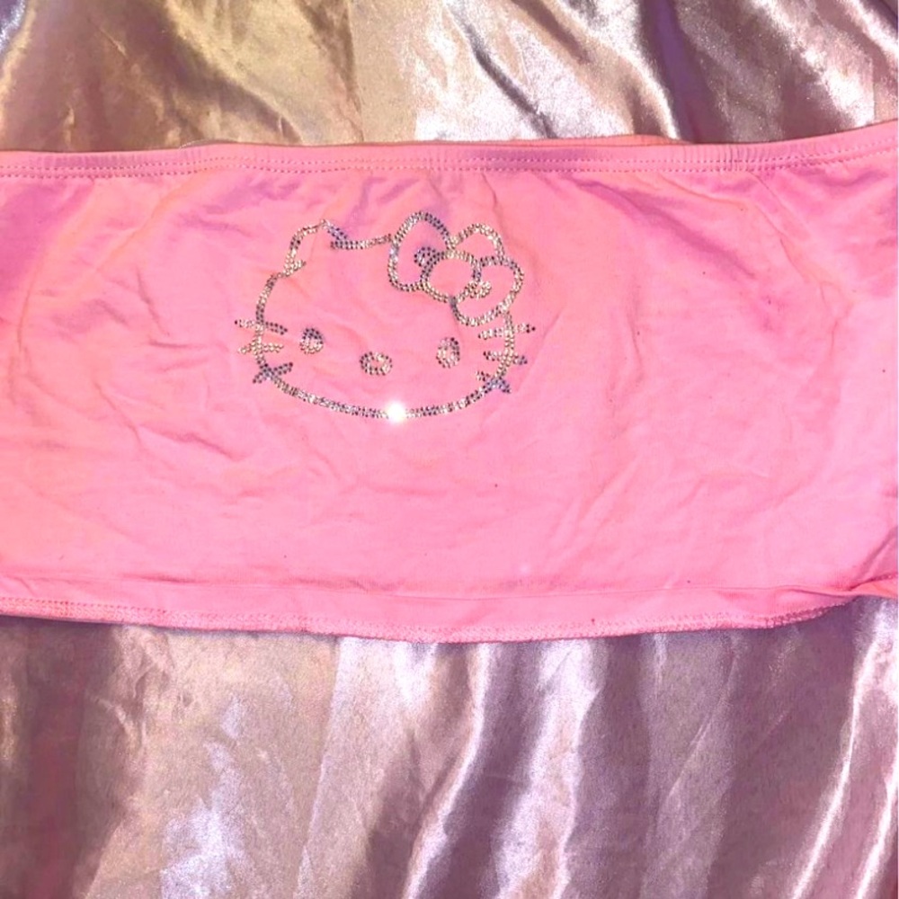 Y2k hello kitty tube top